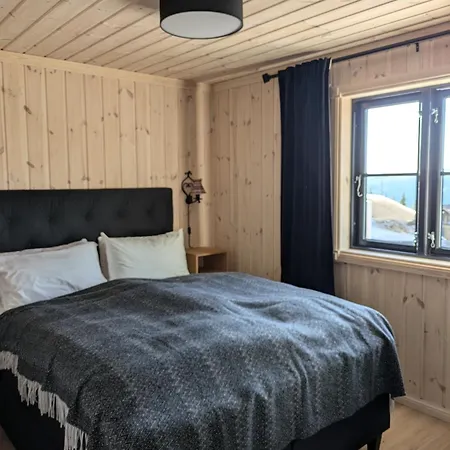 Nydelig Med Badestamp Og Sauna Lifjell