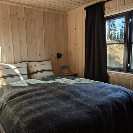 Nydelig Med Badestamp Og Sauna