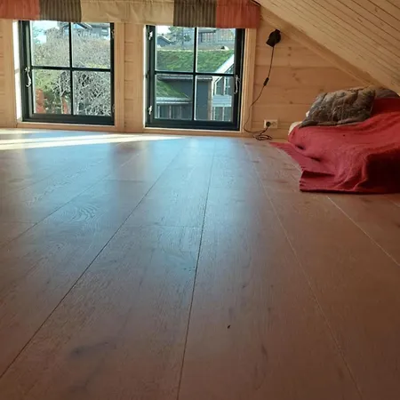 Nydelig Med Badestamp Og Sauna Lifjell